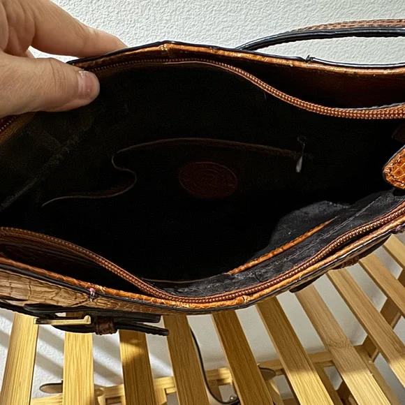 Vintage Etienne Aigner bag - Picture 4 of 5